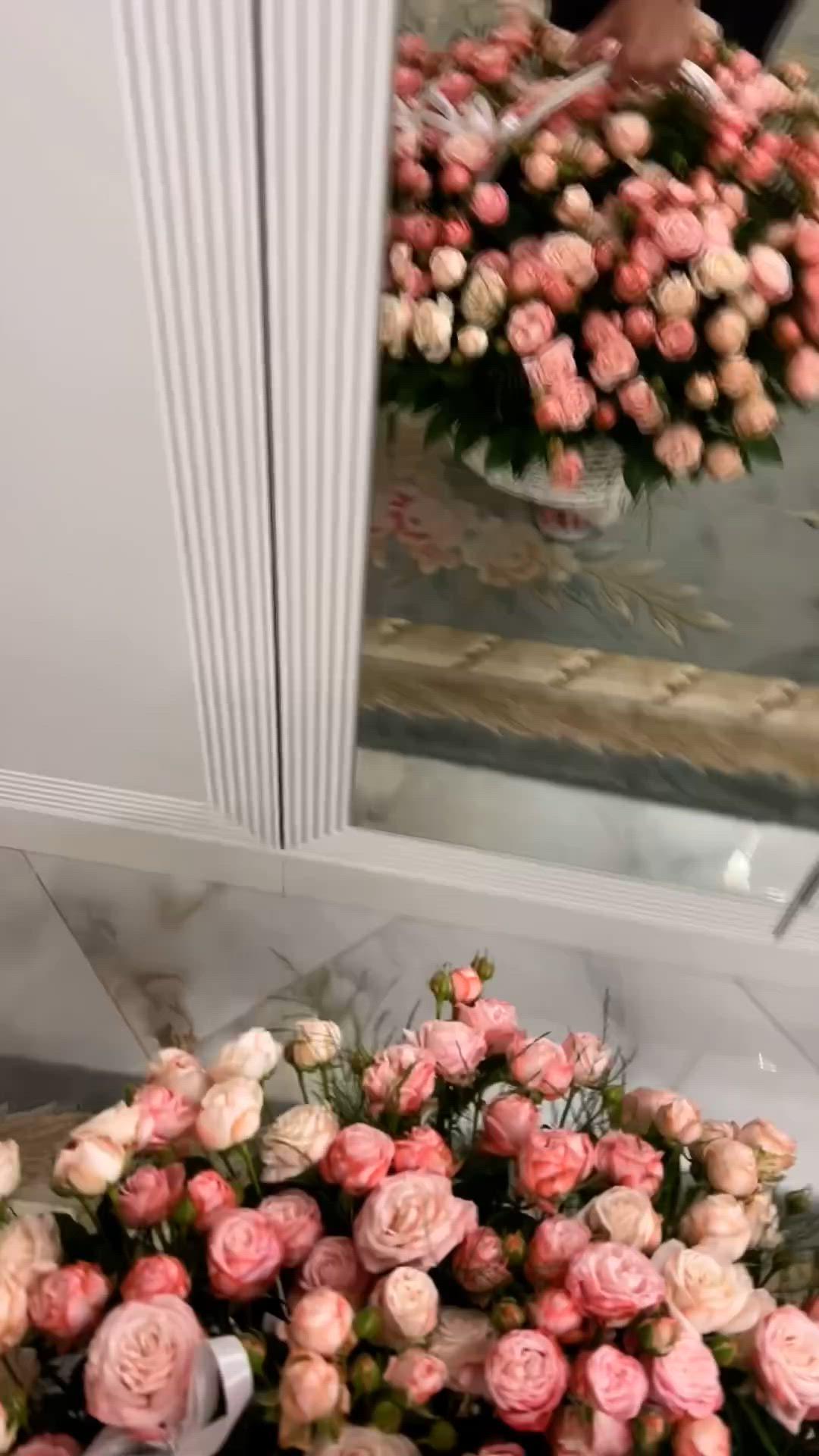 SpruceMossBreeze workshop space where corporate flower arrangements are designed and prepared for business delivery